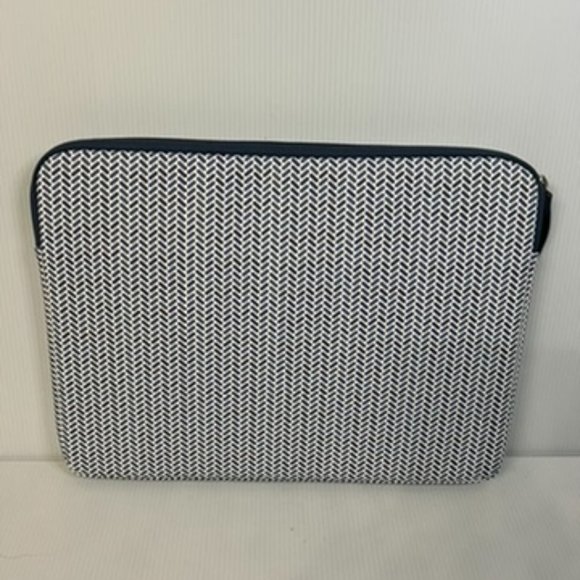 Laptop Sleeve - Picture 2 of 2